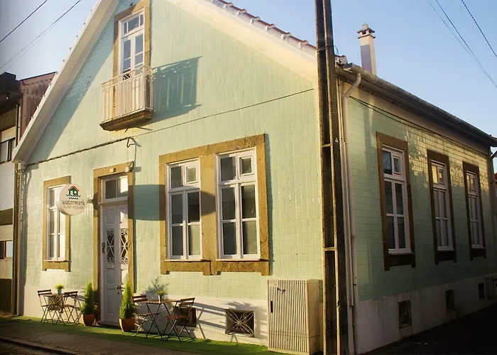 Watermark Surf House *