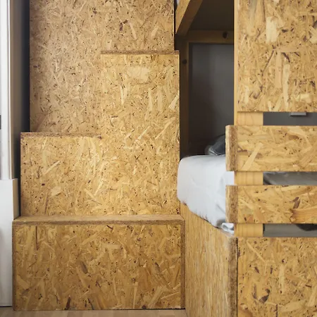 Watermark Surf House Espinho (Aveiro)