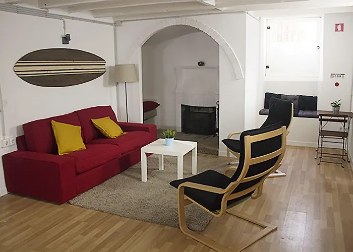 B&B Watermark Surf House *